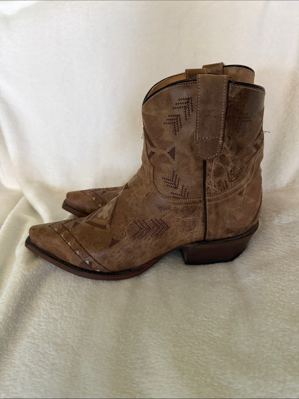 Roper Brown Leather Western Embroidered Ankle Boots - Picture 3 of 6